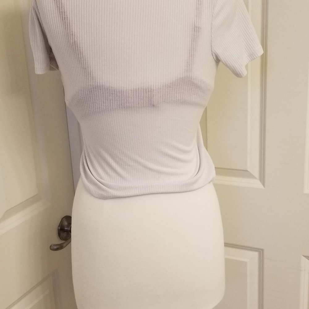 Cropped Top - Picture 2 of 2